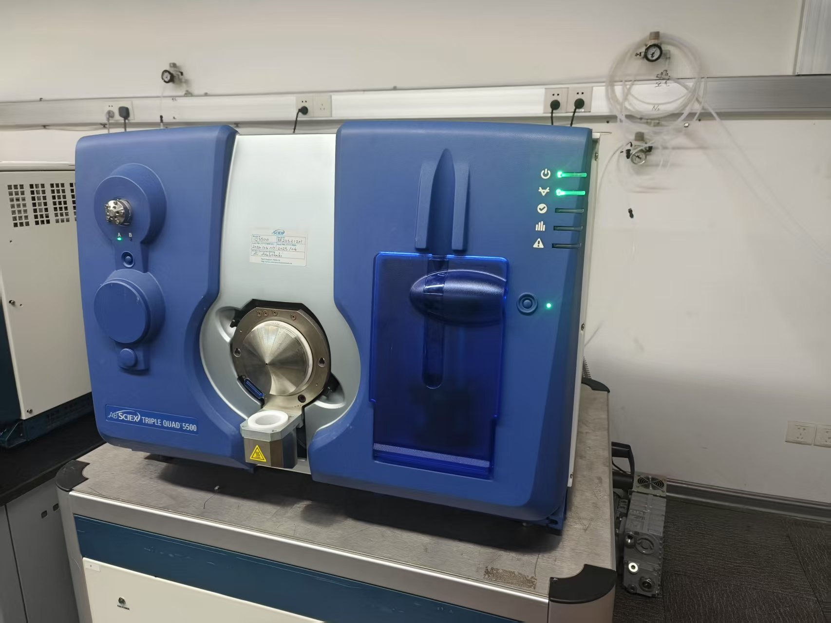 AB Sciex 5500™液质联用仪三重四极杆串联质谱仪